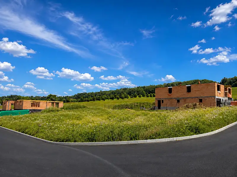 Prodej stavebního pozemku 1191 m², Nový Jičín – náhled fotky 1