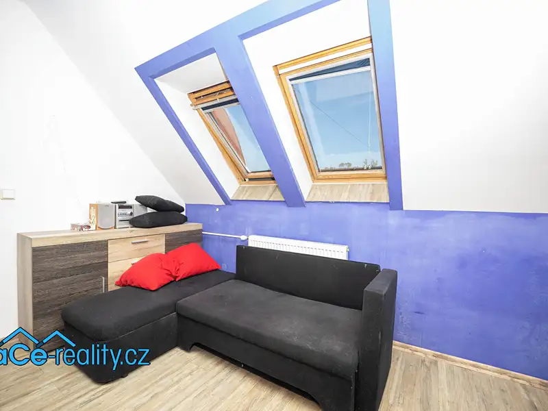 Prodej bytu 1+1 50 m², Kvasiny – náhled fotky 2