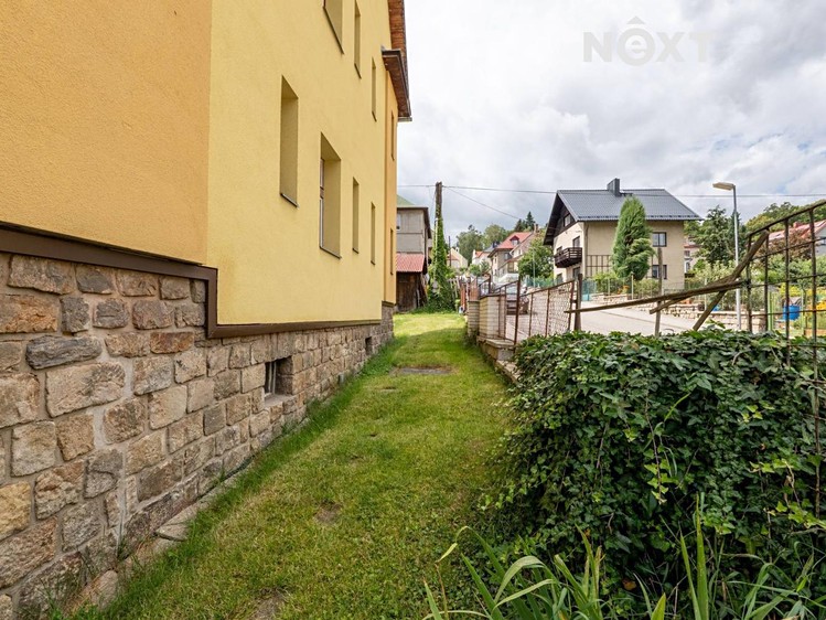 Комерційне приміщення на продаж, 366 м² (4 з 30)