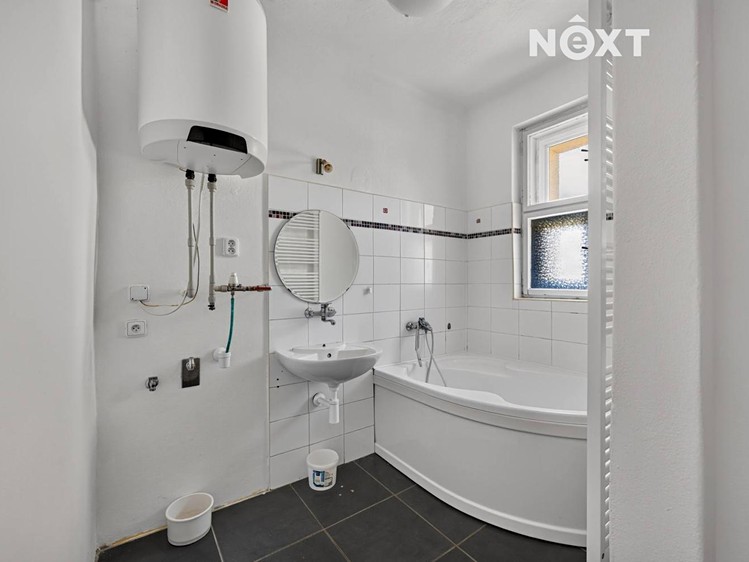 Комерційне приміщення на продаж, 366 м² (25 з 30)