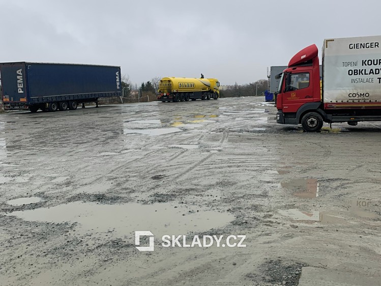 Pronájem komerčního prostoru, 2 700 m² (8 z 13)