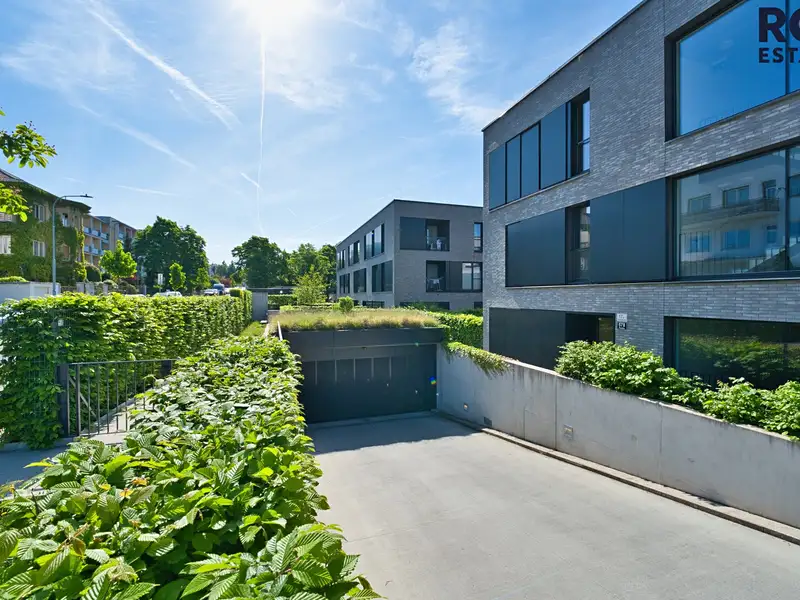 Pronájem bytu 4+kk 94 m², Brno – náhled fotky 2