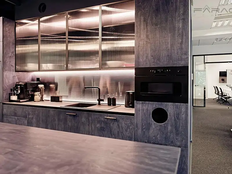 Pronájem kanceláře 342 m², Praha – náhled fotky 3
