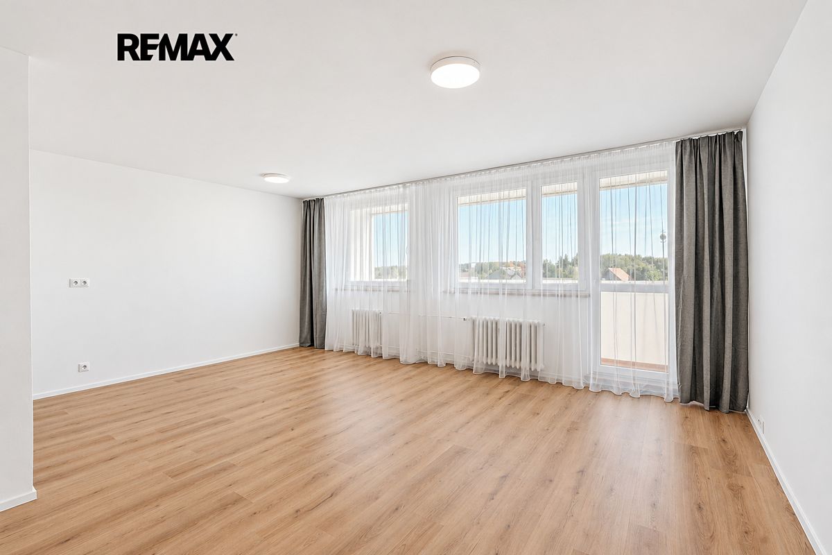 Prodej bytu 4+kk 92 m², Kostelec nad Černými lesy – fotka 1 z 3