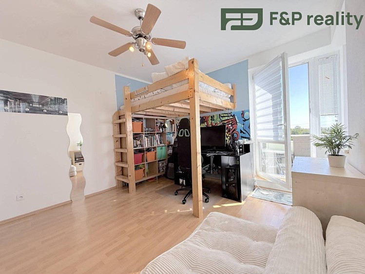 Квартира 4+kk на продаж, 84 м² (14 з 24)