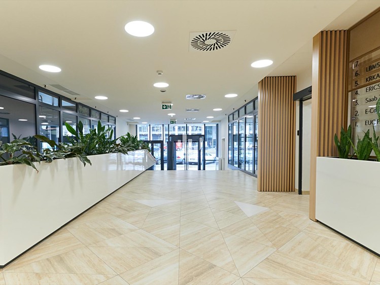 Gewerbefläche zur Miete, 200 m² (10 von 10)
