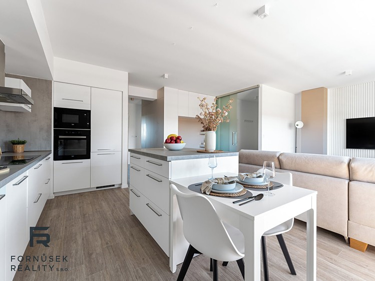 Wohnung 4+kk zum Kauf, 91 m² (2 von 25)