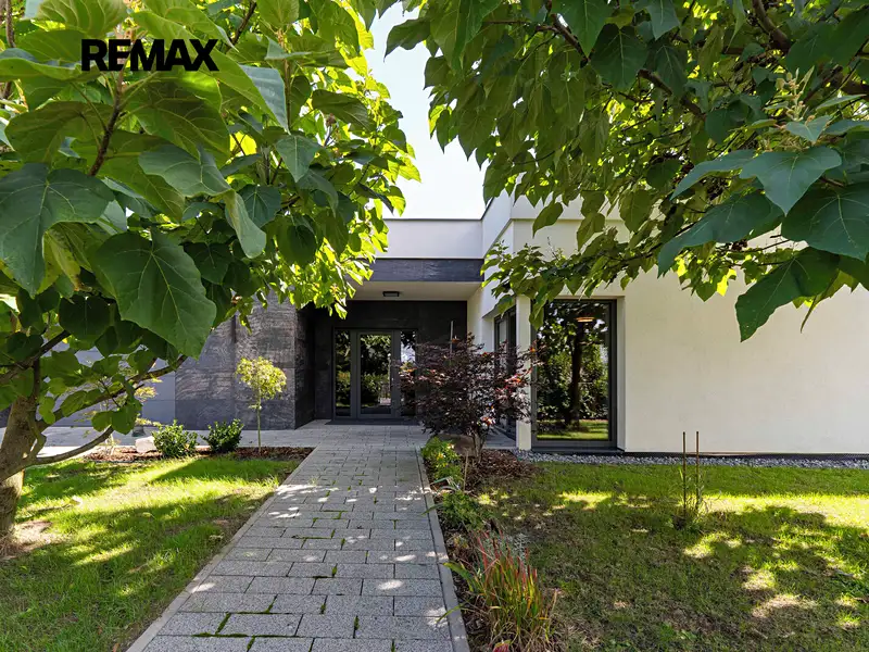 Prodej rodinného domu 258 m², pozemek 2700 m², Rychvald – náhled fotky 3