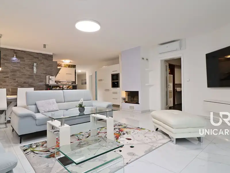 Prodej rodinného domu 199 m², pozemek 1395 m², Brno – náhled fotky 2