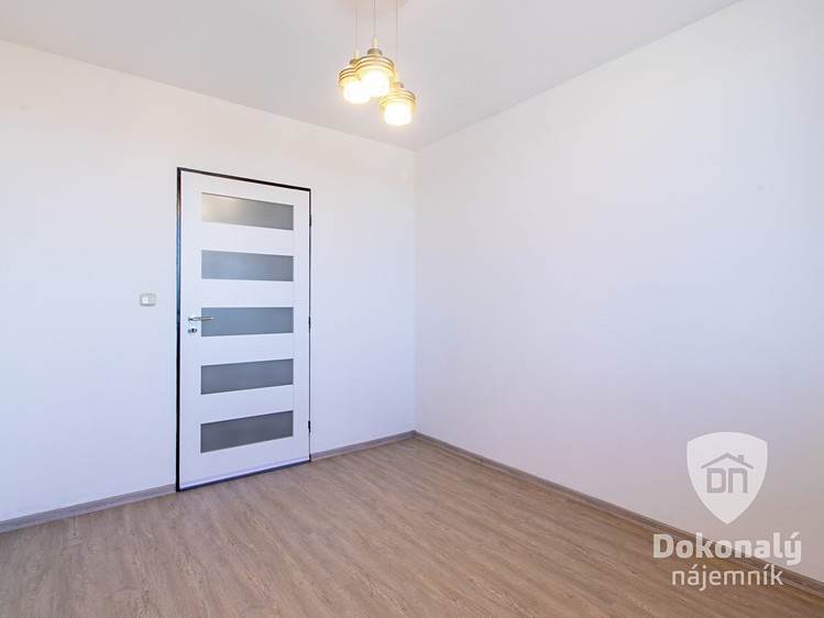 Квартира 4+1 в оренду, 68 м² (16 з 34)
