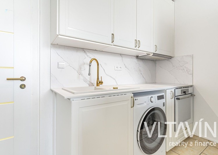 Prodej bytu 2+kk, 47 m² (10 z 30)