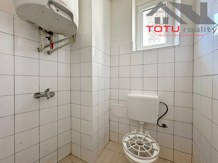 Комерційне приміщення в оренду, 205 м² (12 з 16)