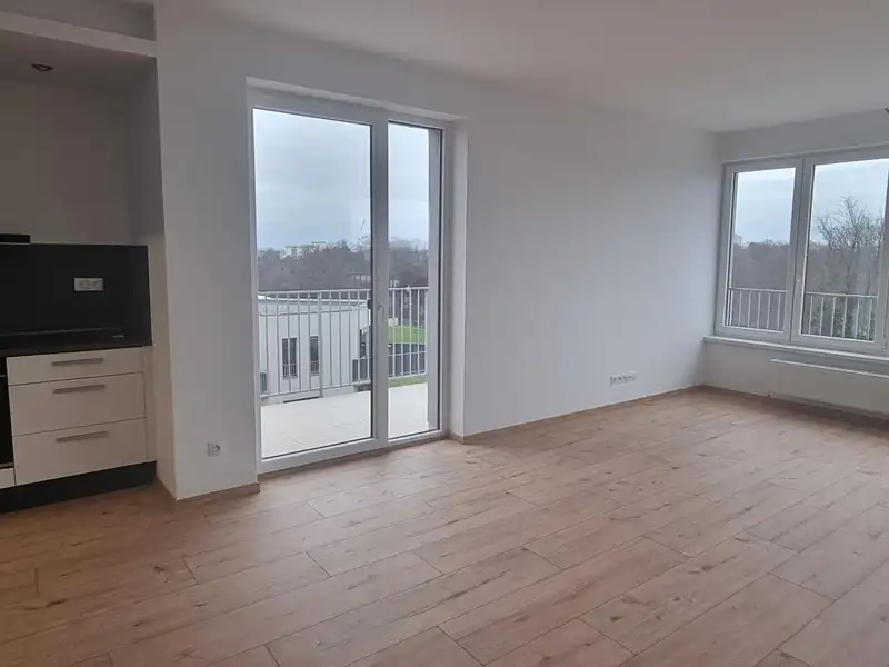 Pronájem bytu 2+kk 68 m², Pardubice – náhled fotky 1