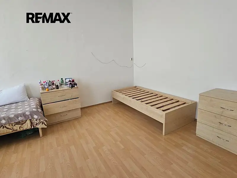 Pronájem bytu pokoje 35 m², Brno – náhled fotky 1