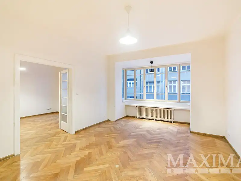 Pronájem bytu 3+1 93 m², Praha – náhled fotky 1