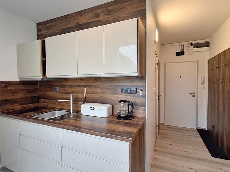 Wohnung 1+1 zum Kauf, 32 m² (6 von 14)