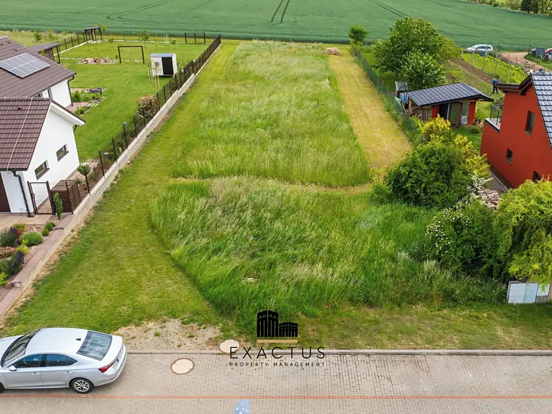 Prodej stavebního pozemku 1533 m², Šumice – náhled fotky 1