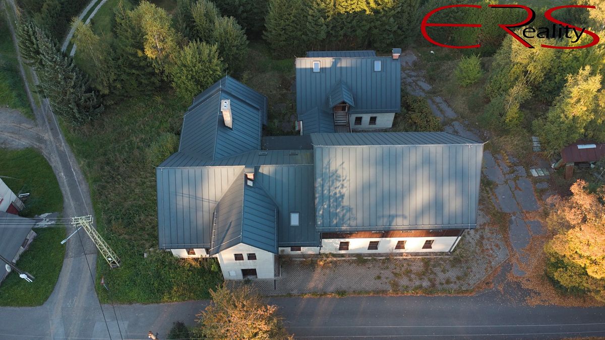 Prodej ubytovacího zařízení 780 m², Pěnčín – fotka 1 z 3