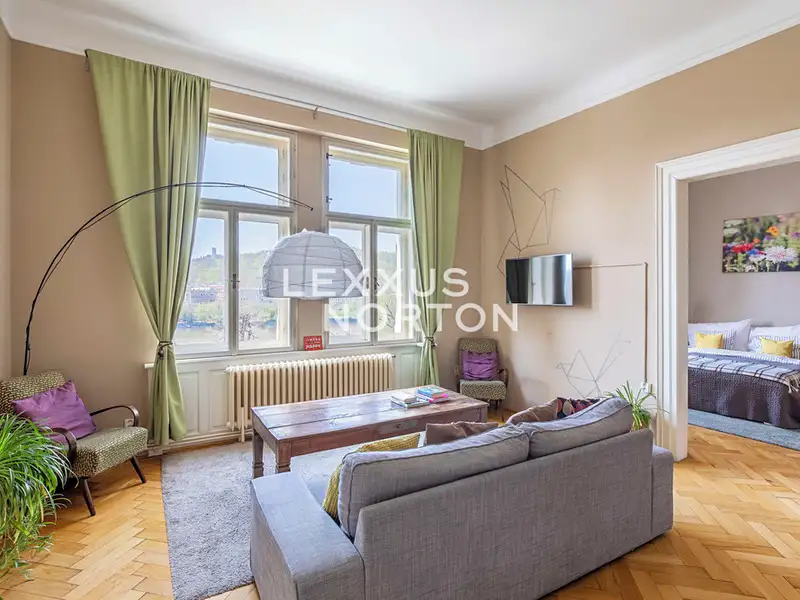 Prodej bytu 4+1 133 m², Praha – náhled fotky 1
