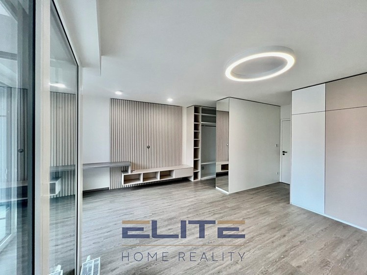 Pronájem bytu 3+kk, 106 m² (9 z 31)