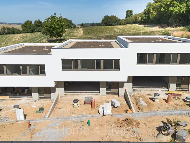 Prodej rodinného domu 184 m², pozemek 358 m², Neslovice – náhled fotky 2