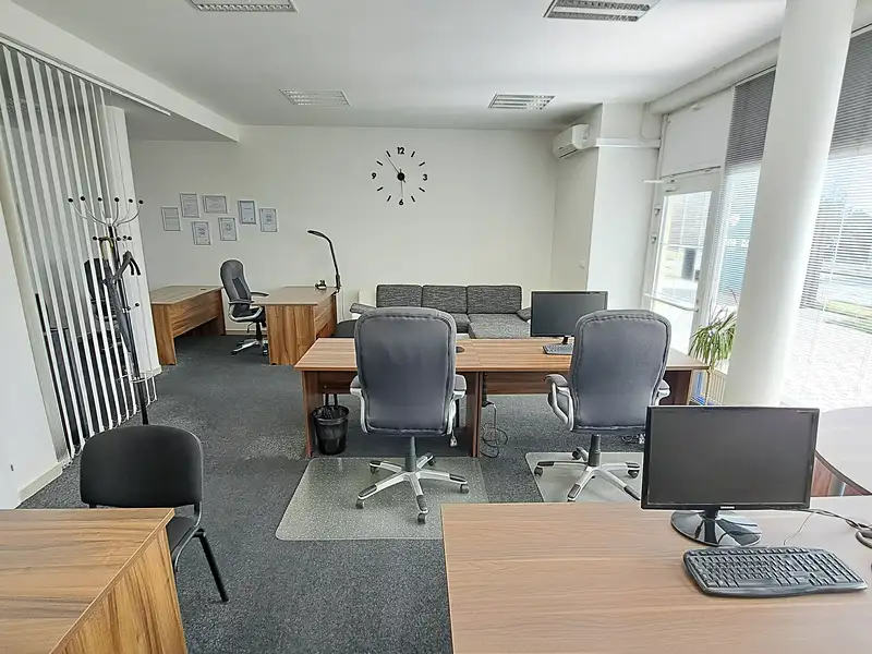 Pronájem obchodního prostoru 52 m², Brno – náhled fotky 3