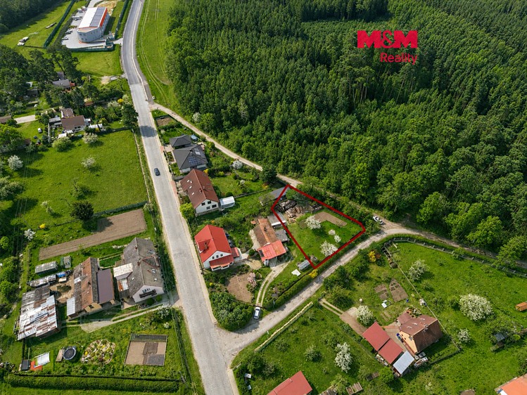 Prodej pozemku, 914 m² (1 z 8)