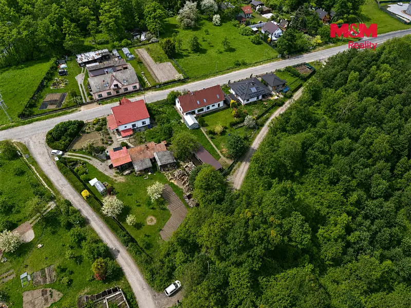Prodej stavebního pozemku 914 m², Lipník – náhled fotky 3