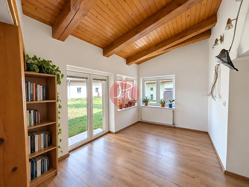 Prodej rodinného domu 340 m², pozemek 1272 m², Hranice – náhled fotky 2