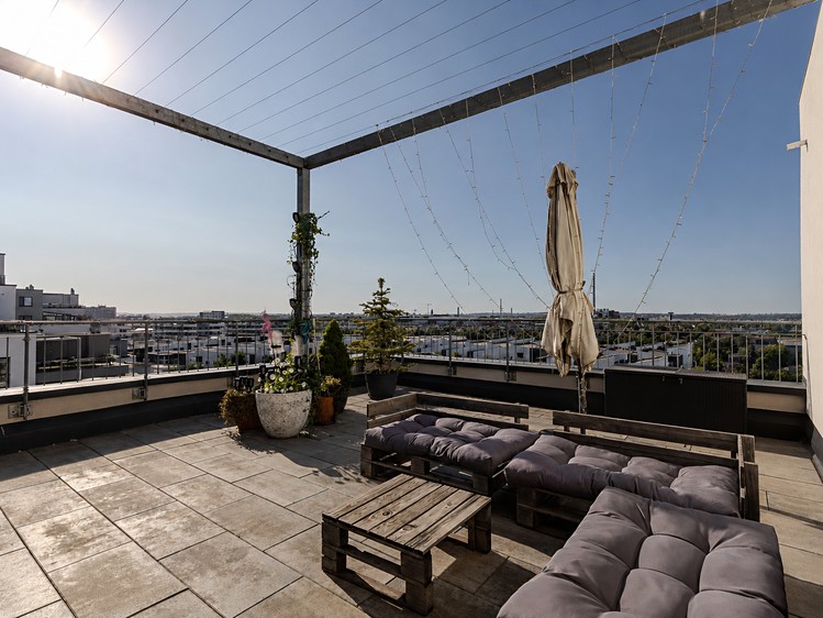 Prodej bytu 3+kk, 84 m² (1 z 17)