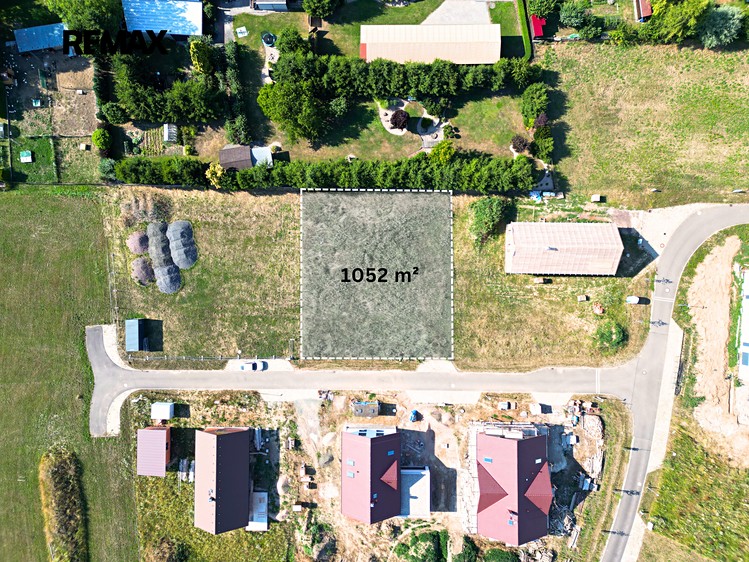 Prodej pozemku, 1 052 m² (4 z 8)