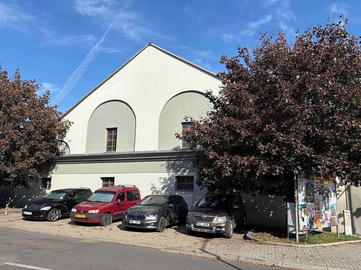 Prodej obchodního prostoru 700 m²