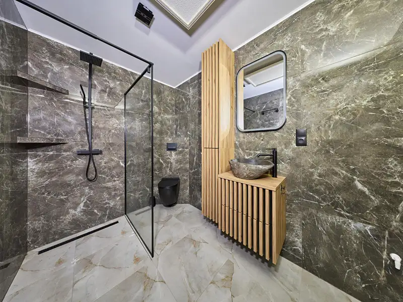 Prodej vícegeneračního domu 181 m², pozemek 889 m², Trutnov – náhled fotky 3