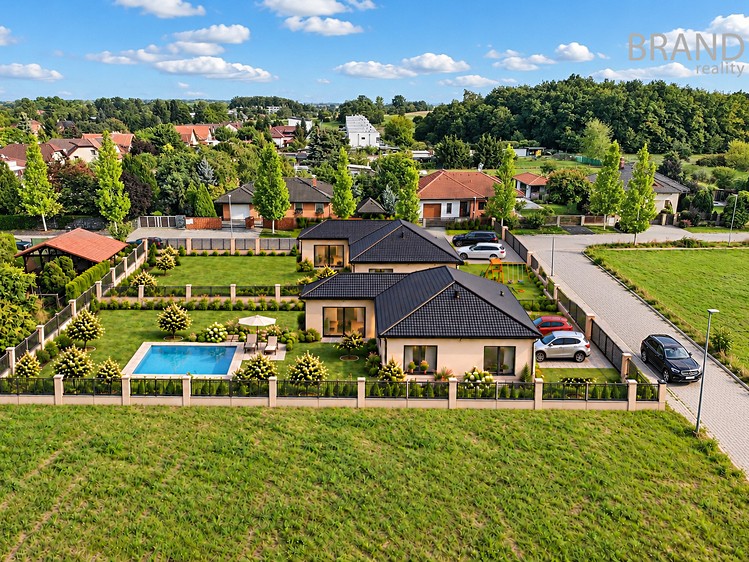 Prodej domu, 120 m² (2 z 16)