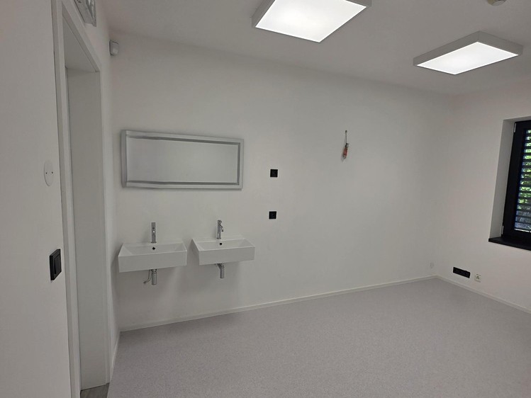 Комерційне приміщення в оренду, 56 м² (17 з 23)