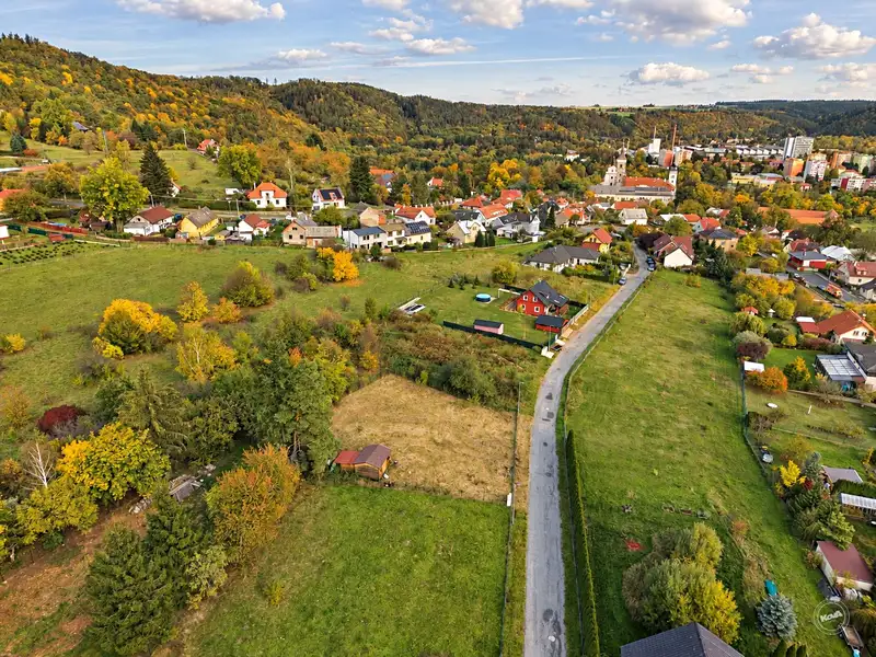 Prodej stavebního pozemku 936 m², Sázava – náhled fotky 1