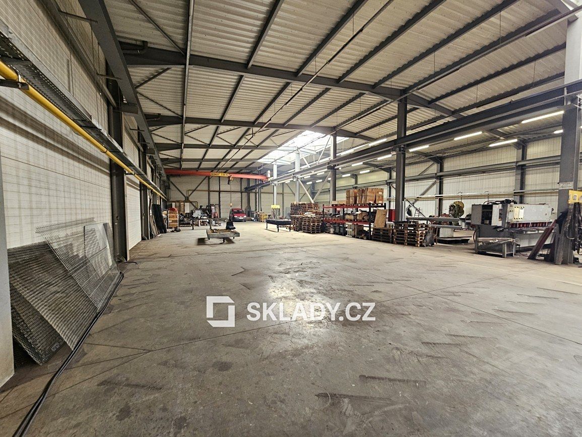 Pronájem skladového prostoru 1629 m², Bystřice pod Lopeníkem – fotka 1 z 3