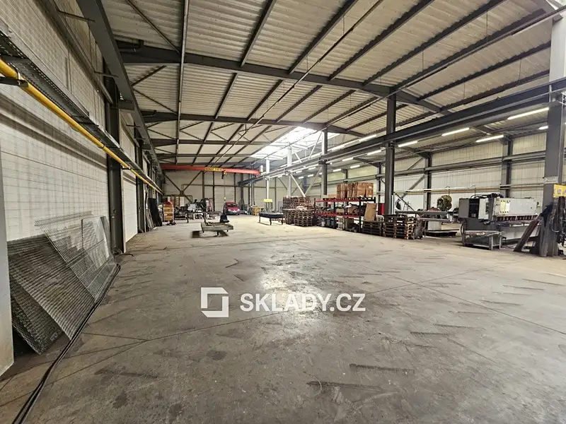 Pronájem skladového prostoru 1629 m², Bystřice pod Lopeníkem – náhled fotky 1