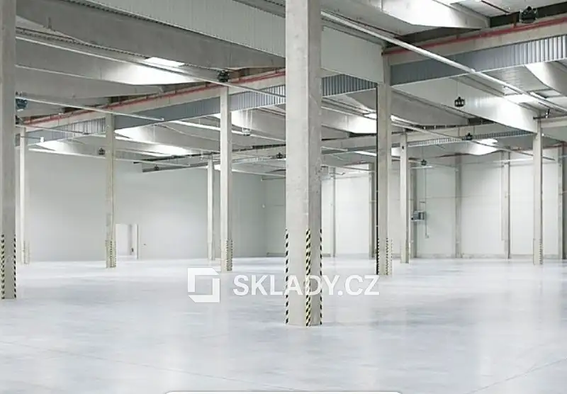 Pronájem skladového prostoru 5000 m², Kladno – náhled fotky 3