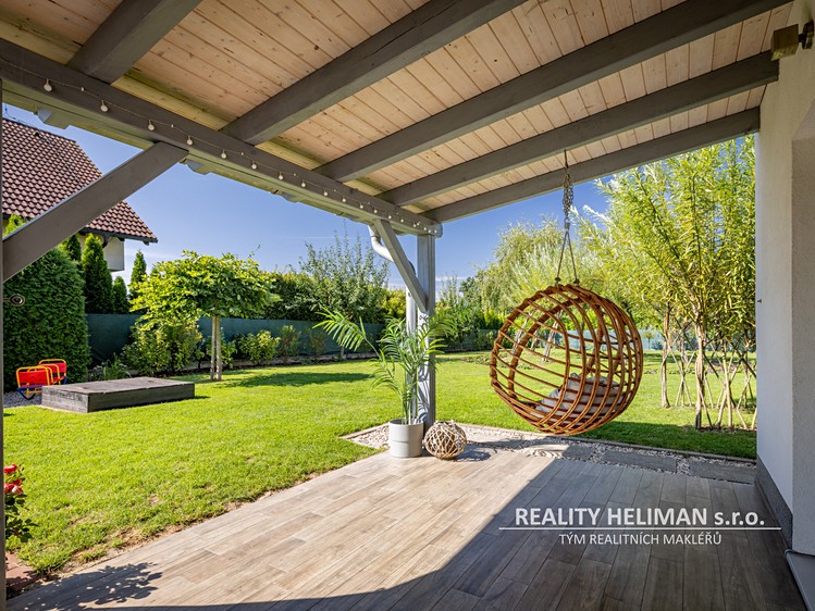 Prodej domu, 266 m² (30 z 60)