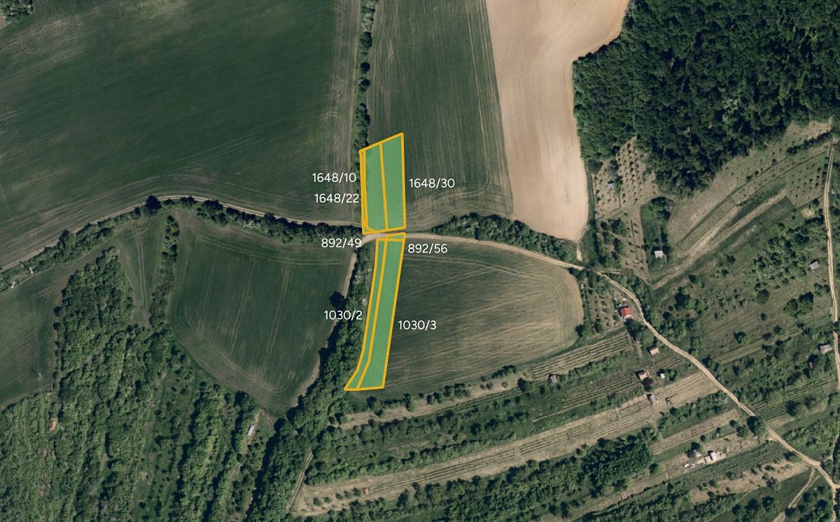 Prodej pole 14142 m², Kyjov – fotka 1 z 3