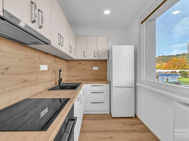 Pronájem bytu 2+1 57 m², Trutnov – náhled fotky 1