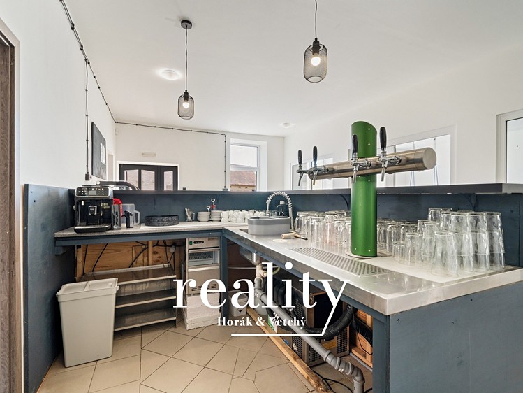 Prodej komerčního prostoru, 564 m² (20 z 55)