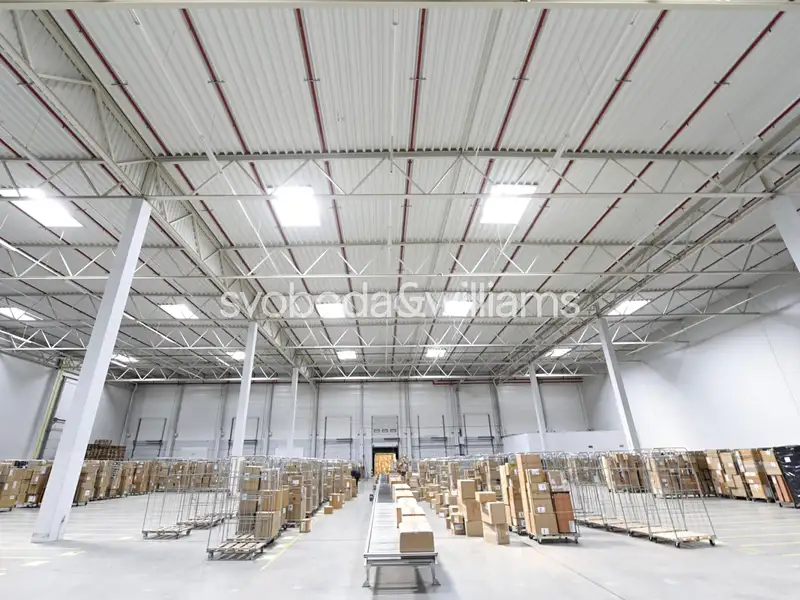 Pronájem skladového prostoru 6304 m², Dobrovíz – náhled fotky 3