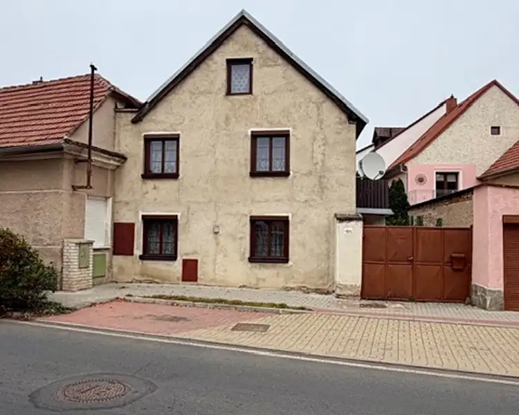 Prodej rodinného domu 135 m², pozemek 117 m², Budyně nad Ohří – náhled fotky 2