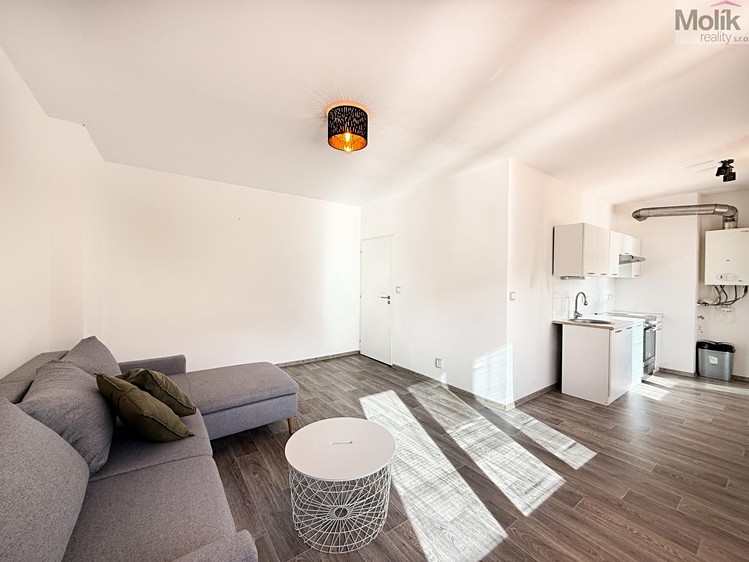 Квартира 2+1 на продаж, 50 м² (8 з 19)