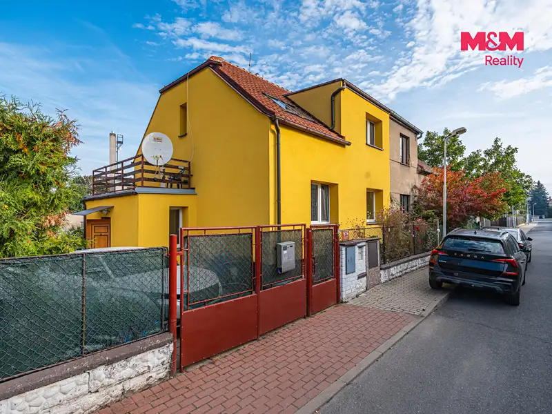 Prodej rodinného domu 157 m², pozemek 403 m², Praha – náhled fotky 2