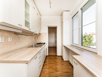 Pronájem bytu 2+1, 63 m² (2 z 9)