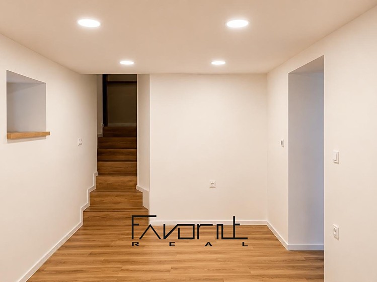 Prodej domu, 119 m² (6 z 22)