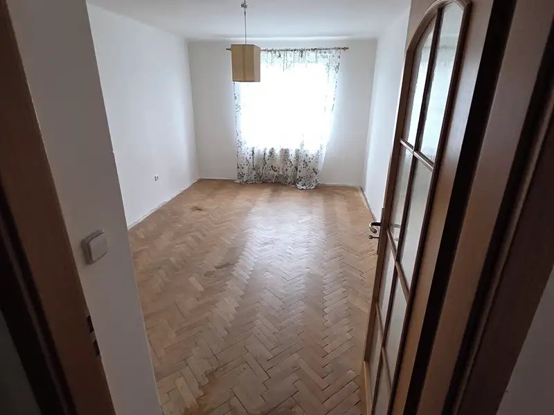 Pronájem bytu 1+1 56 m², Říčany – náhled fotky 2